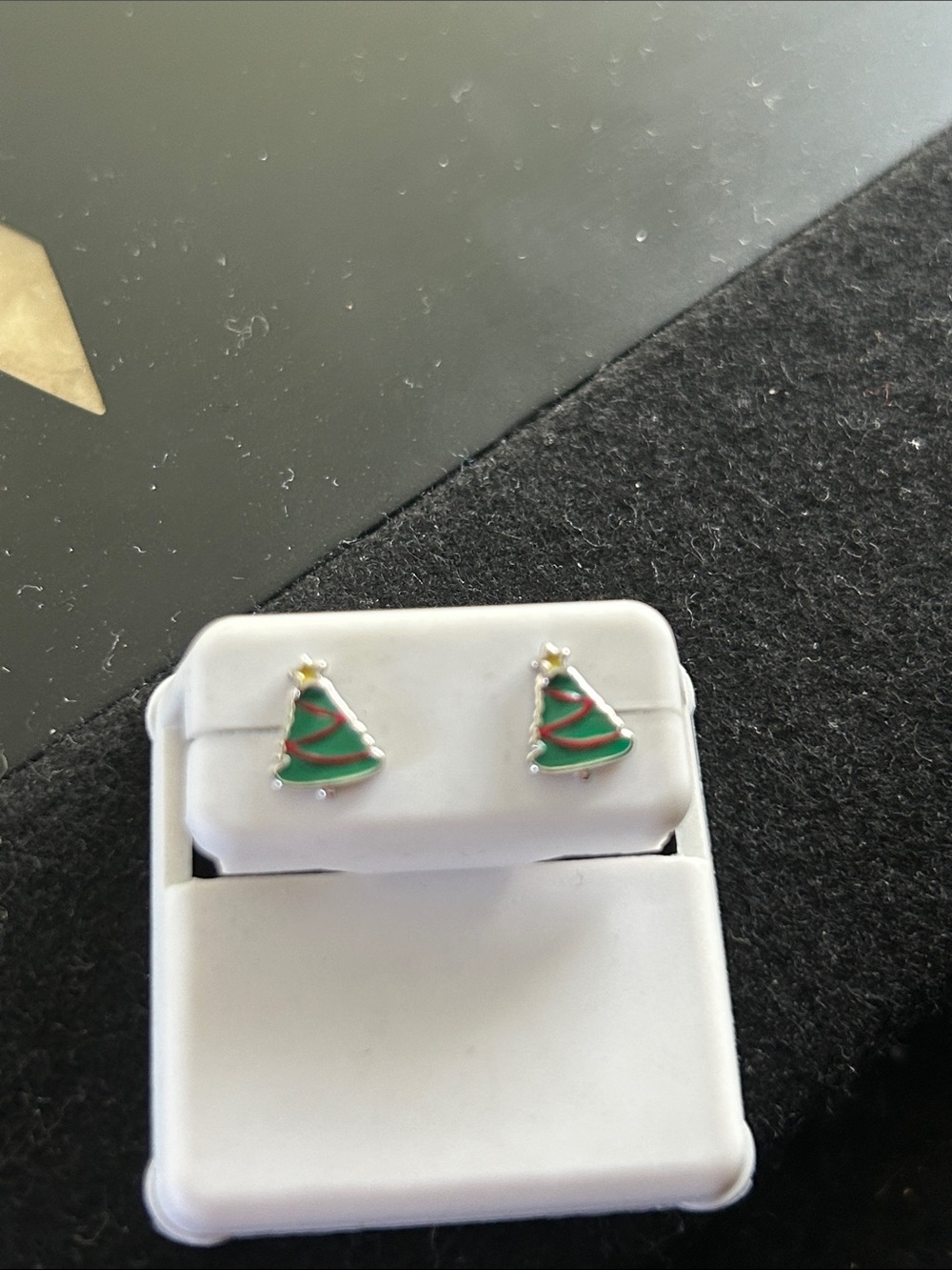 925 Silver NWT Green Christmas Tree Stud Earrings